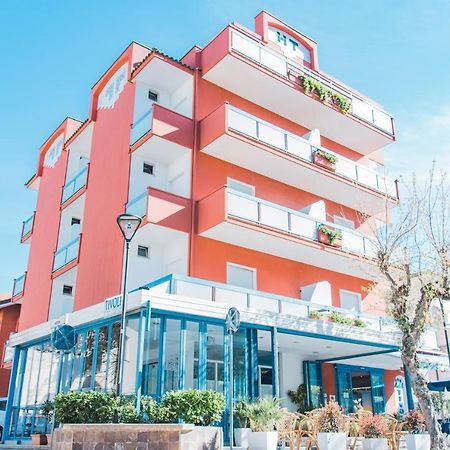 מיסאנו אדריאטיקו Hotel Tivoli מראה חיצוני תמונה