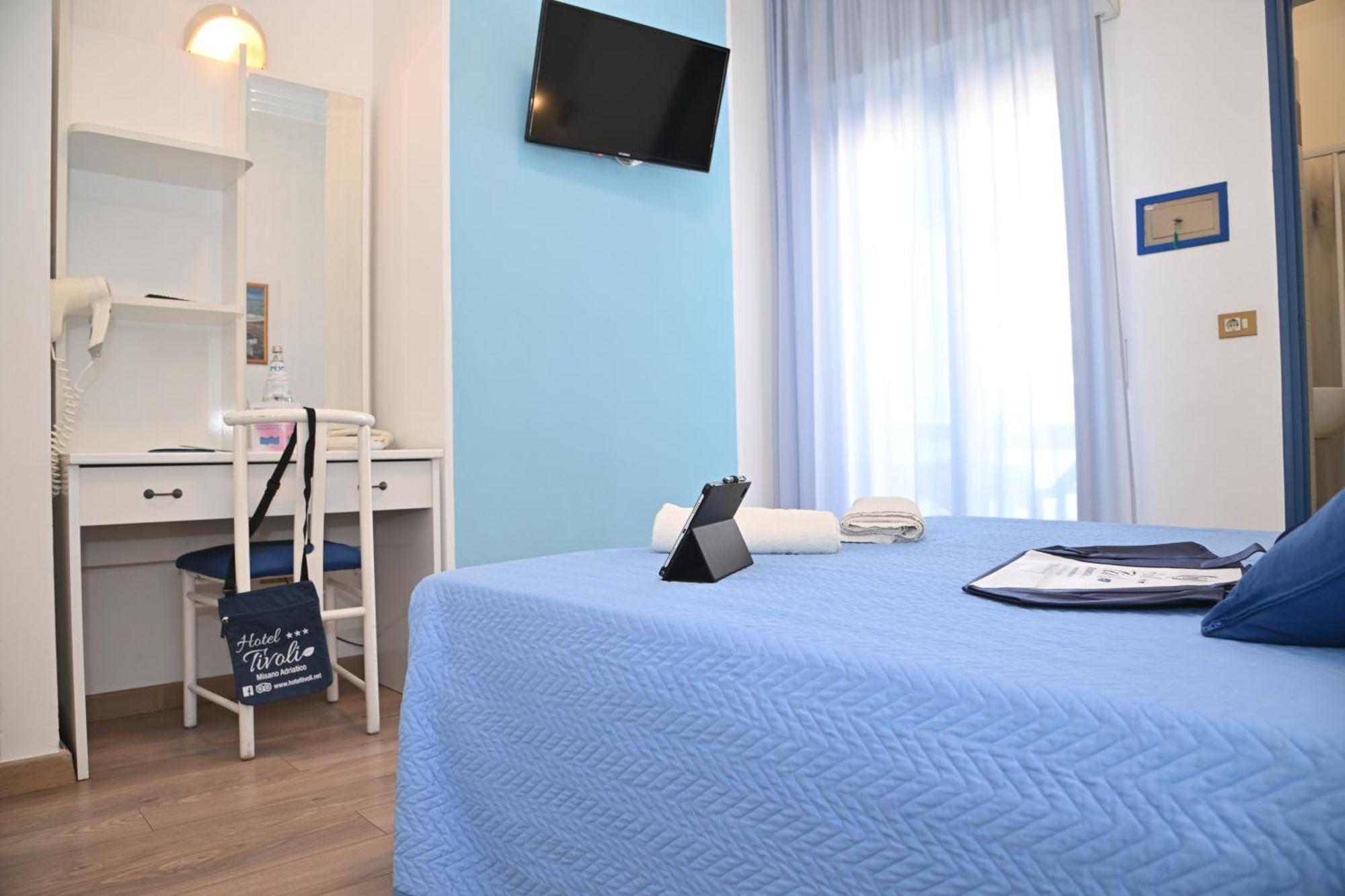 מיסאנו אדריאטיקו Hotel Tivoli מראה חיצוני תמונה