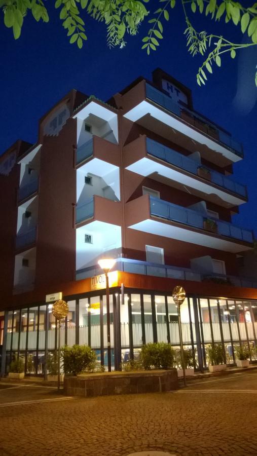 מיסאנו אדריאטיקו Hotel Tivoli מראה חיצוני תמונה